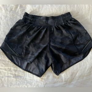 Lululemon hotty hot short 4 inch